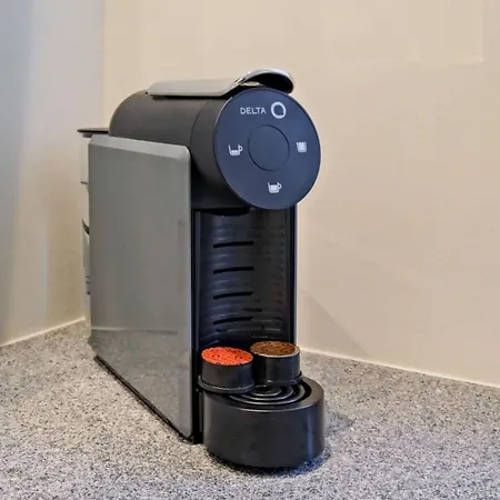 Lovely Fully Equipped Near Subway N10 - Shared Bathroom With Another Lissabon